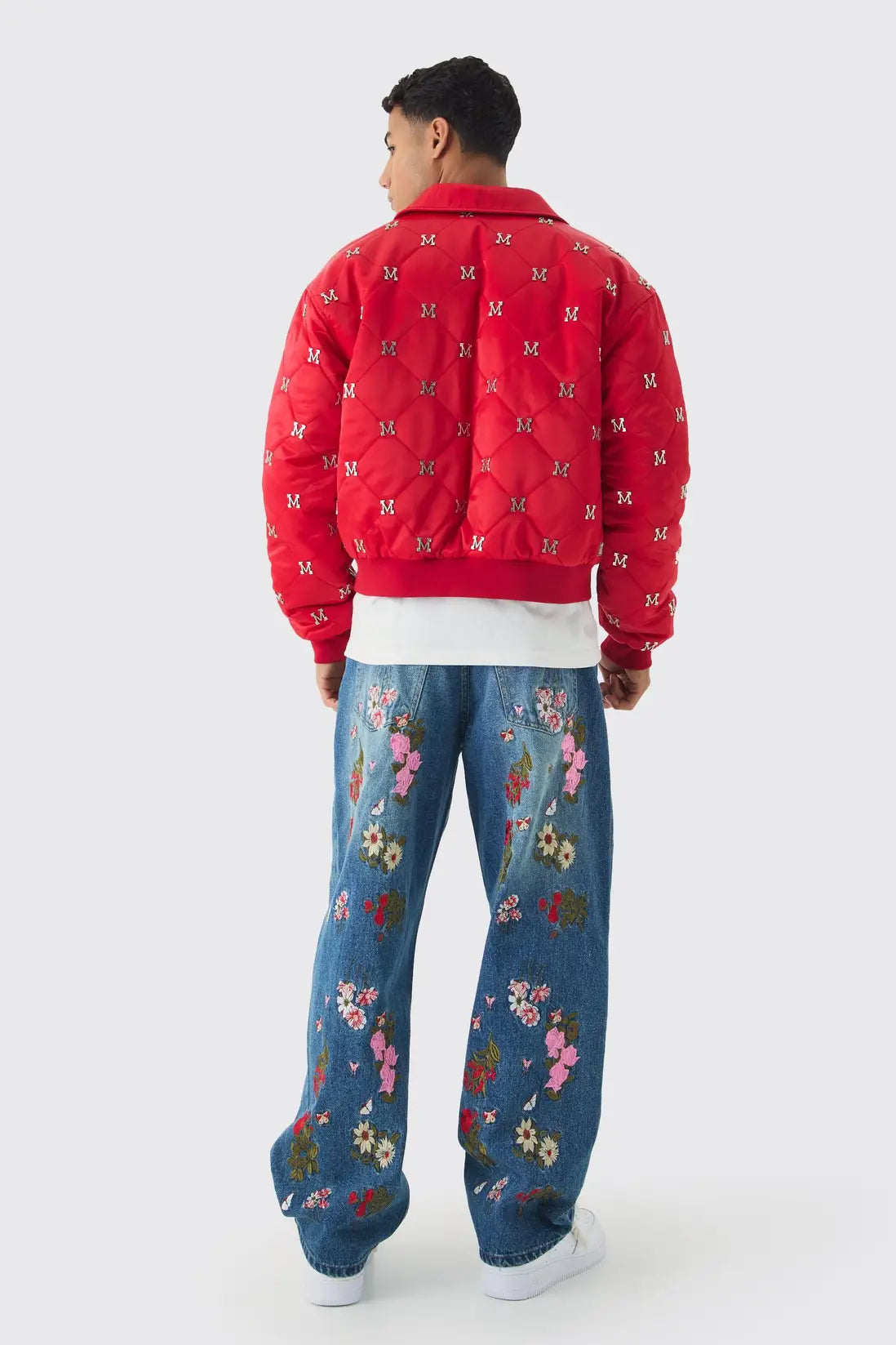 boohooMAN-Floral Embroidered Baggy Fit Jeans
