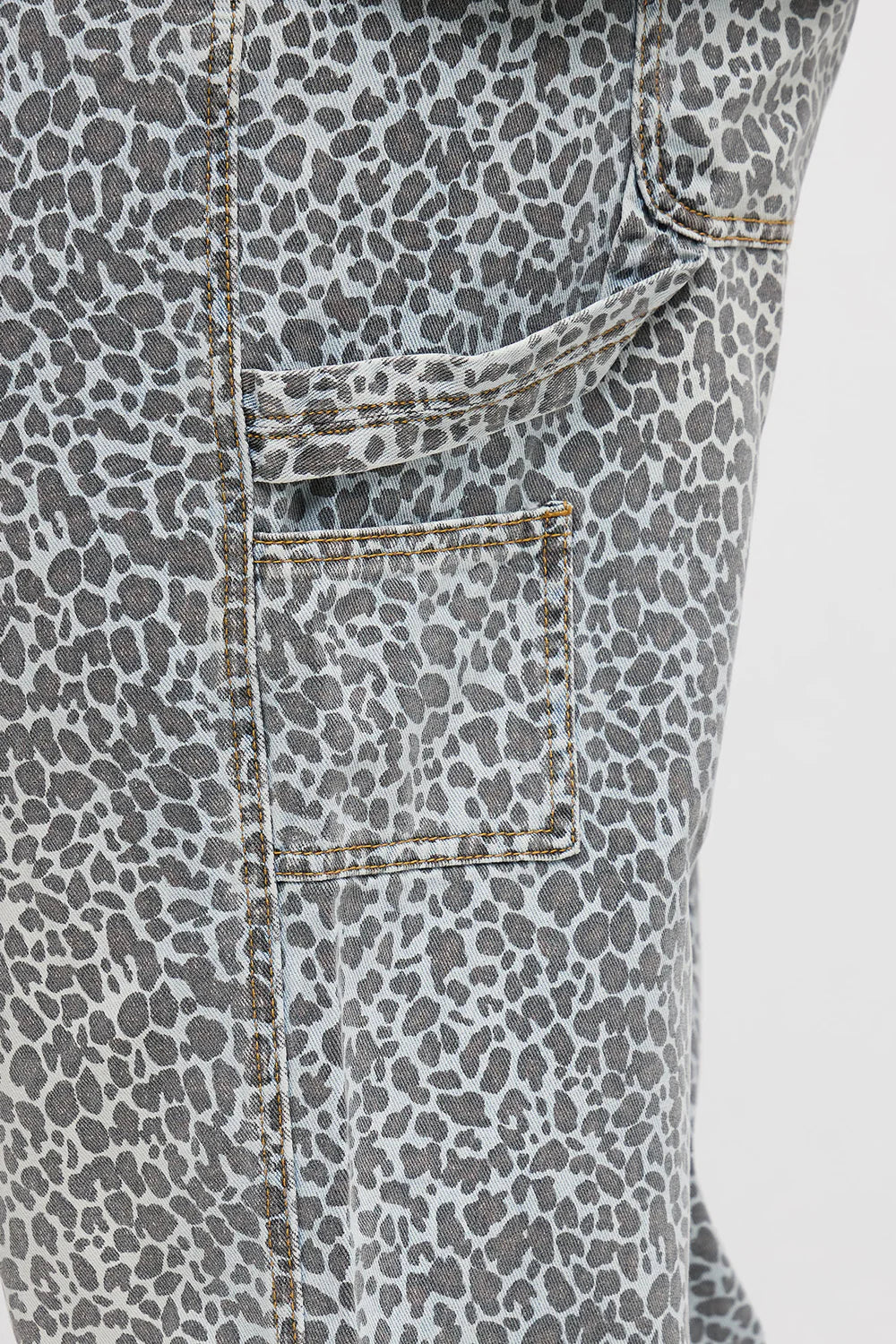 Fashion novaMEN-leopard print denim