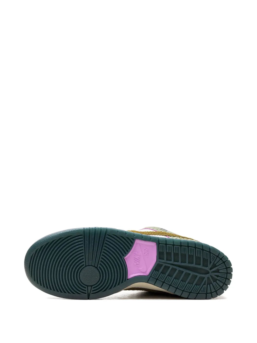 Nike x Alexis Sablone SB Dunk Low Pro "Chameleon" sneakers