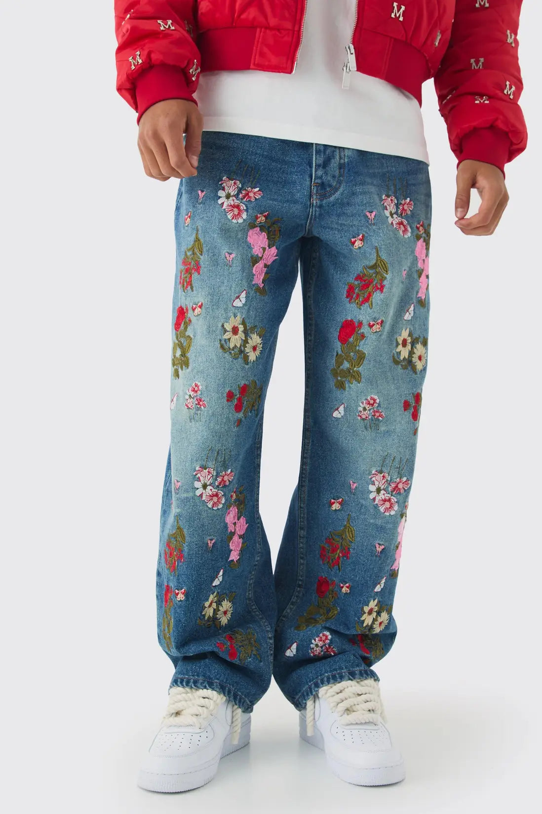 boohooMAN-Floral Embroidered Baggy Fit Jeans