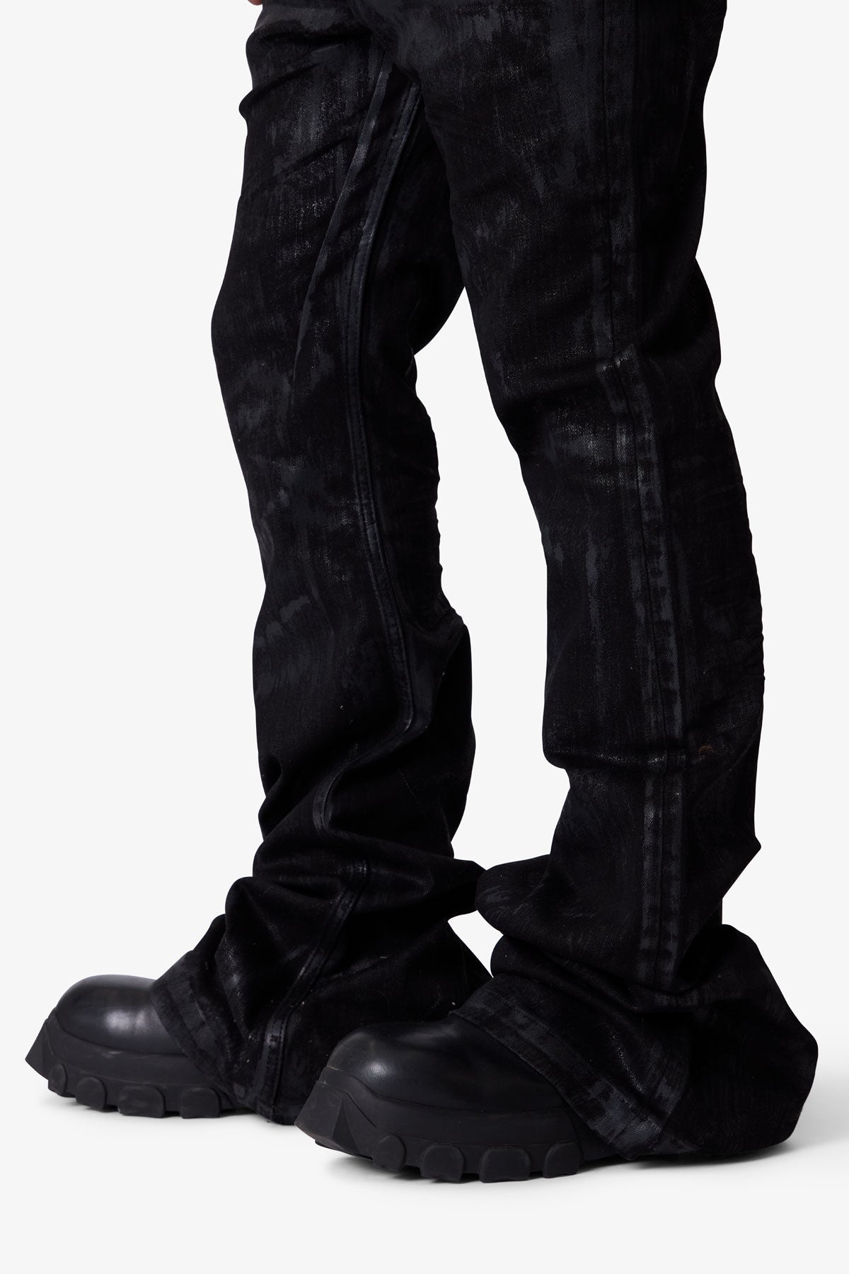 MNML SUPER STACKED DENIM